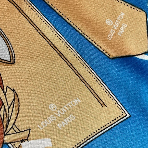 100% silk scarf 27/27 inches - Picture 15 of 15